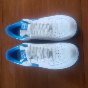 Nike Air Force 1 low White University Blu e men's size 9.5